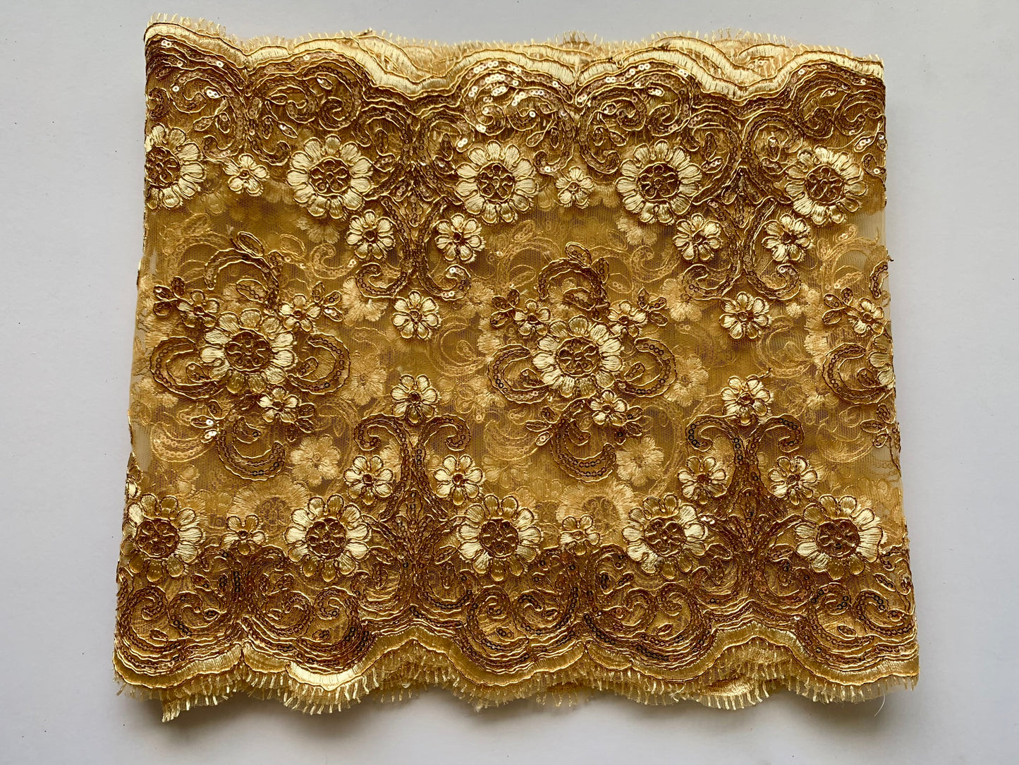 Lily Lace Border - Light Coffee