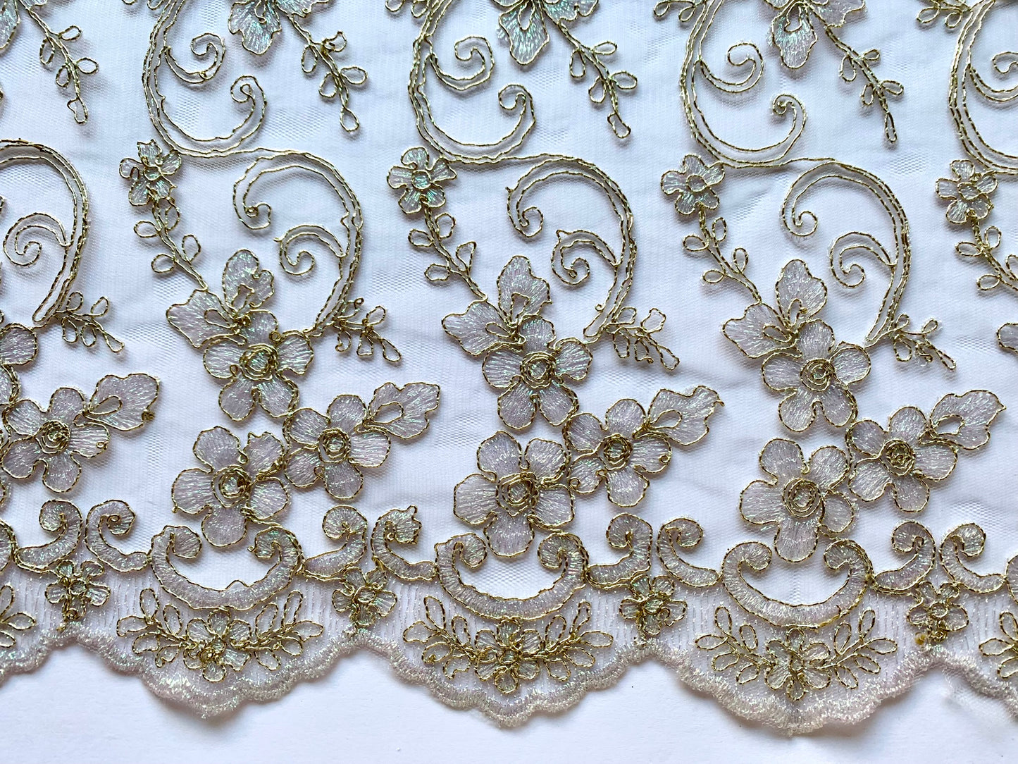 Daisy Lace Border - Silver