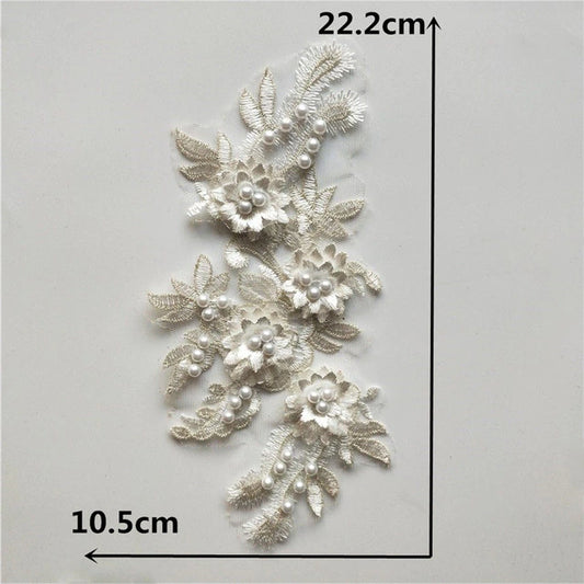 3D White Flowers with Metallic Thread