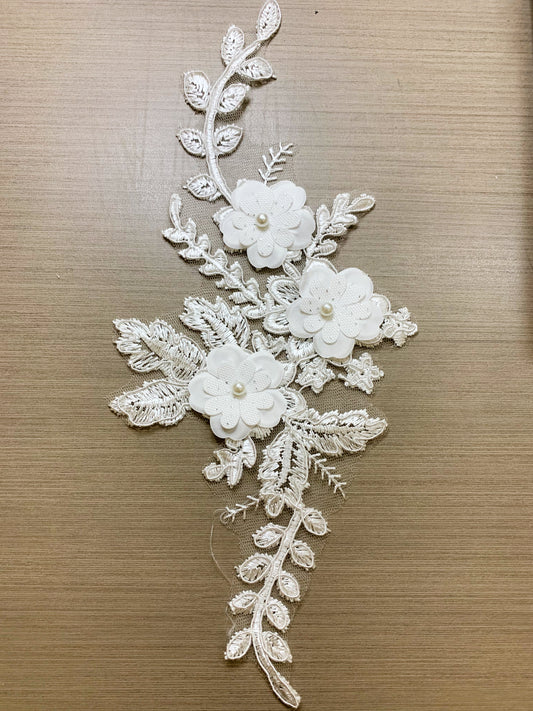 Medium 3D Flower Applique White #2-3D#59