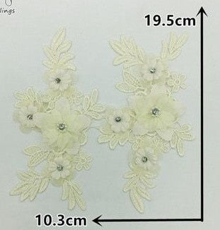 Small 3D Flowers - 5 Colours